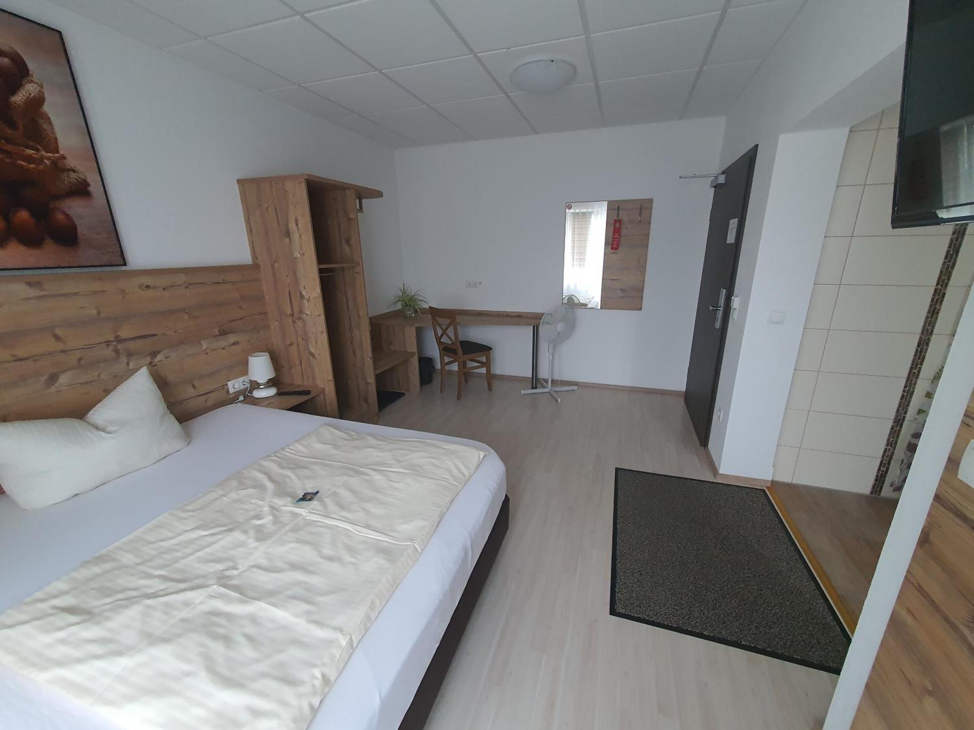 Fraenkischer Hof --- Hotel In Pegnitz --- Schlabecks Fraenkischer Hof Екстер'єр фото