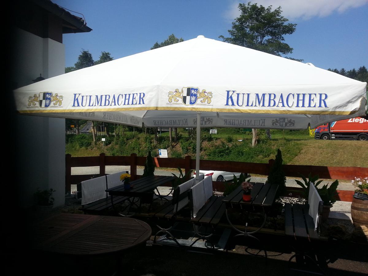 Fraenkischer Hof --- Hotel In Pegnitz --- Schlabecks Fraenkischer Hof Екстер'єр фото